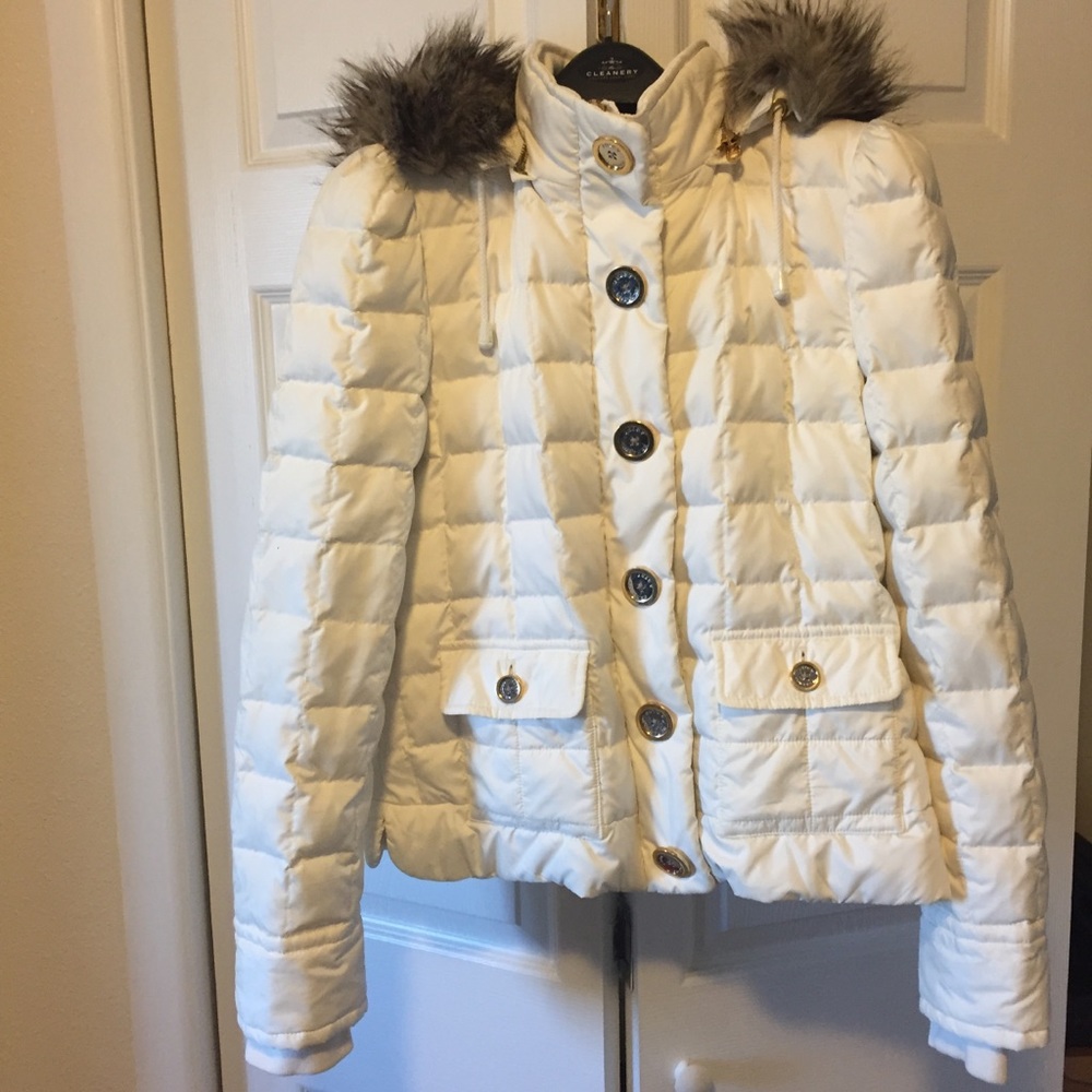Juicy Couture white puffer jacket with faux fur